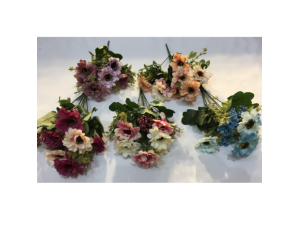 FLOR ARTIFICIAL DE PLASTICO 7 GALHOS